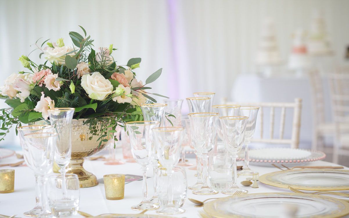 Kingston Bagpuize House wedding elegant table