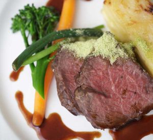 A close shot of a beef roast